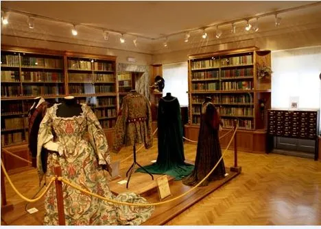 Biblioteca Livia Simoni