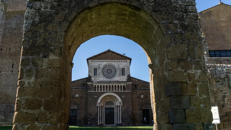 Chiesa di San Pietro a Tuscania - Il Rosone