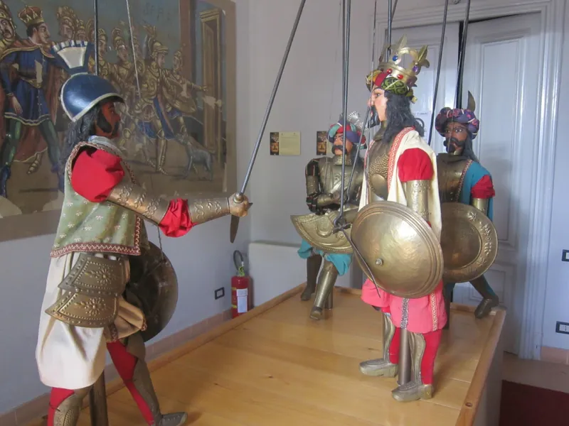 Collezione di pupi siciliani