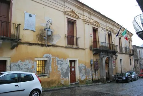 Museo d’arte naturale permanente in legno