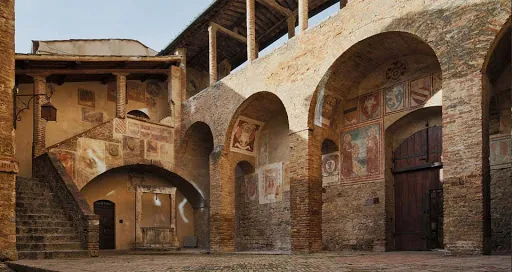 Palazzo comunale, Pinacoteca, Torre Grossa