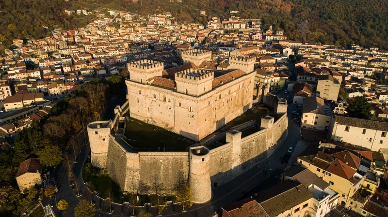Castello Piccolomini - Collezione Torlonia e Museo d'arte sacra della Marsica