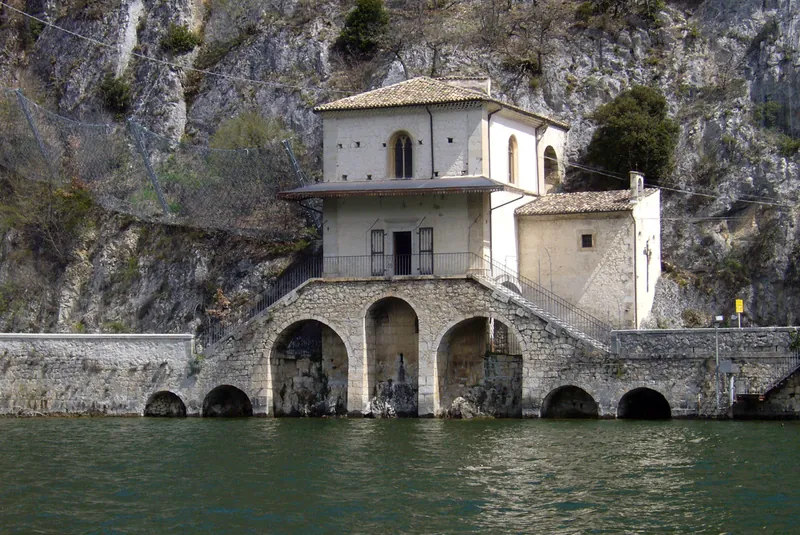 Chiesa della Madonna del Lago