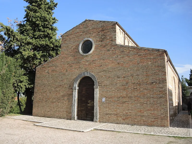 Chiesa di Santa Maria del Lago
