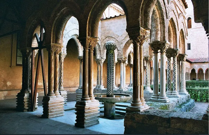 Chiostro di S. Maria La Nuova in Monreale