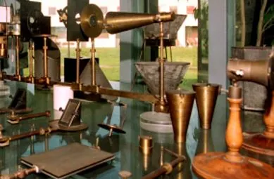 Collezione di strumenti scientifici "M. Melloni"