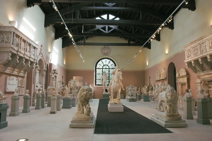 Gipsoteca istituto statale d'arte