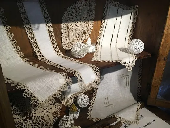 Laboratorio/Associazione (Ex Museo del Ricamo)