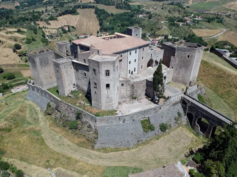 Musei e parchi archeologici di Melfi e Venosa - Museo archeologico nazionale del Melfese "Massimo Pallottino"