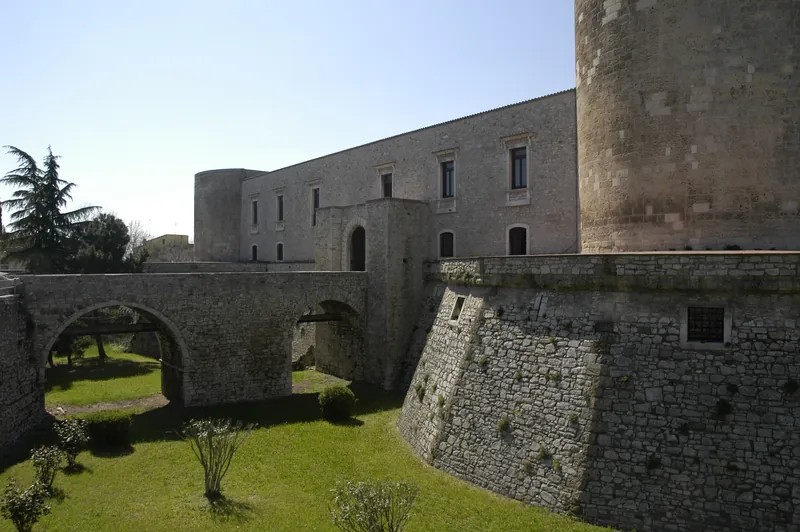 Musei e parchi archeologici di Melfi e Venosa:  Museo archeologico nazionale “Mario Torelli” di Venosa