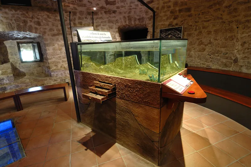 Museo - laboratorio dell'appennino Umbro "Sotto - Sopra"
