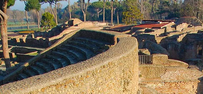 Parco archeologico di Ostia antica - Procoio con Ville Costiere