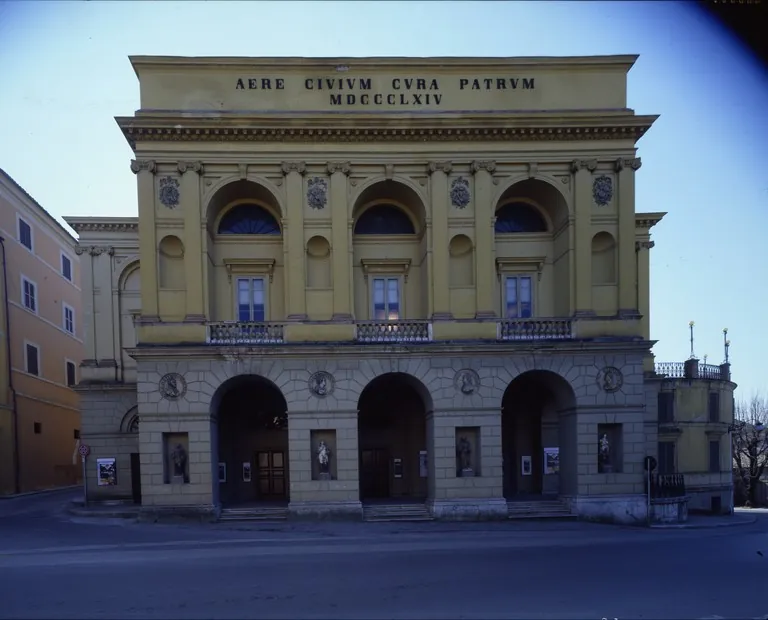 Teatro nuovo