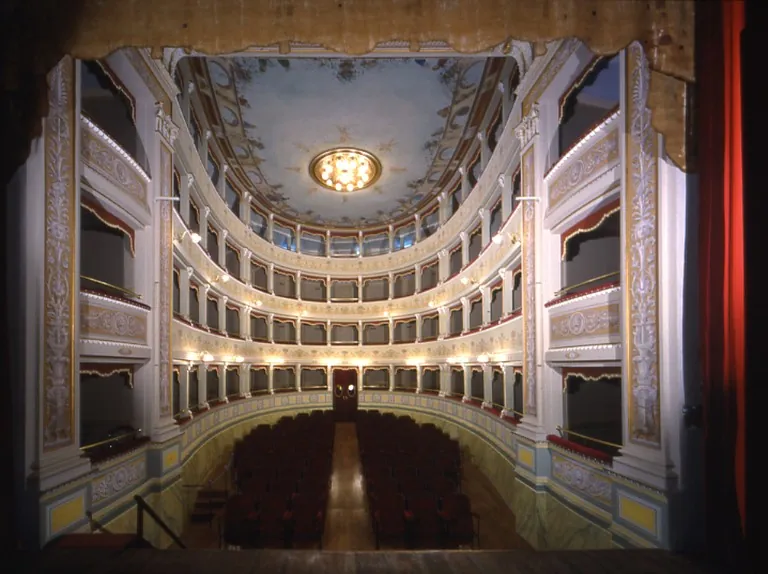 Teatro sociale  (Amelia)